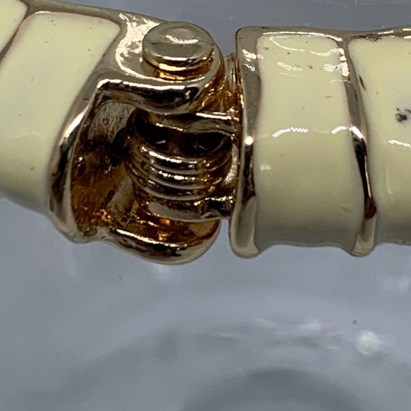 Vintage Kenneth Jay Lane White Elephant Head Bracelet - Picture 3 of 8